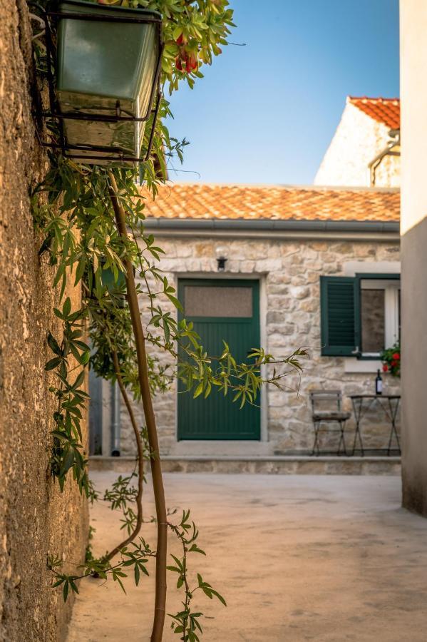 Small Stone House Luka Задар Экстерьер фото